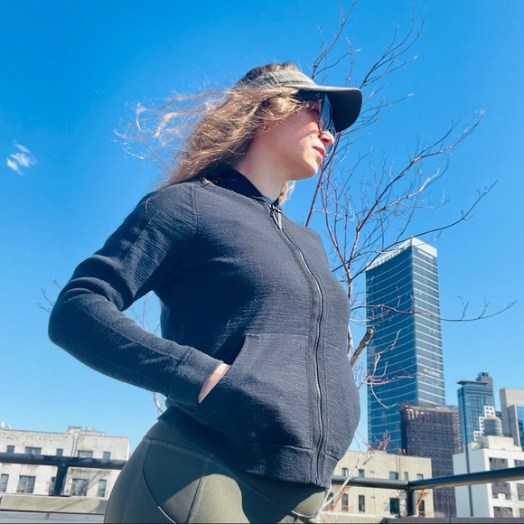 Nike Breathable Gender Neutral Zip Up Front Air Flow Jacket - Picture 15 of 15